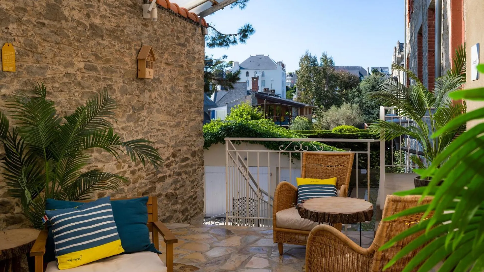 ***  Hotel Des Bains Saint-Cast-le-Guildo France